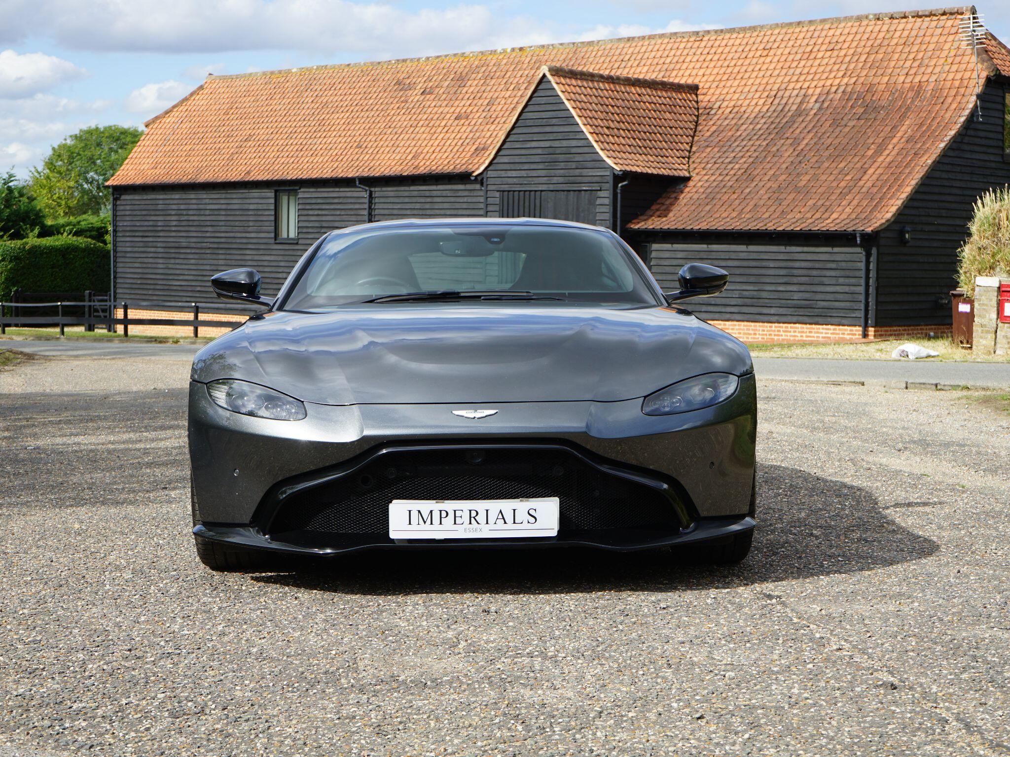 Aston Martin Vantage 4.0 V8 Auto Euro 6 2dr — photo 9