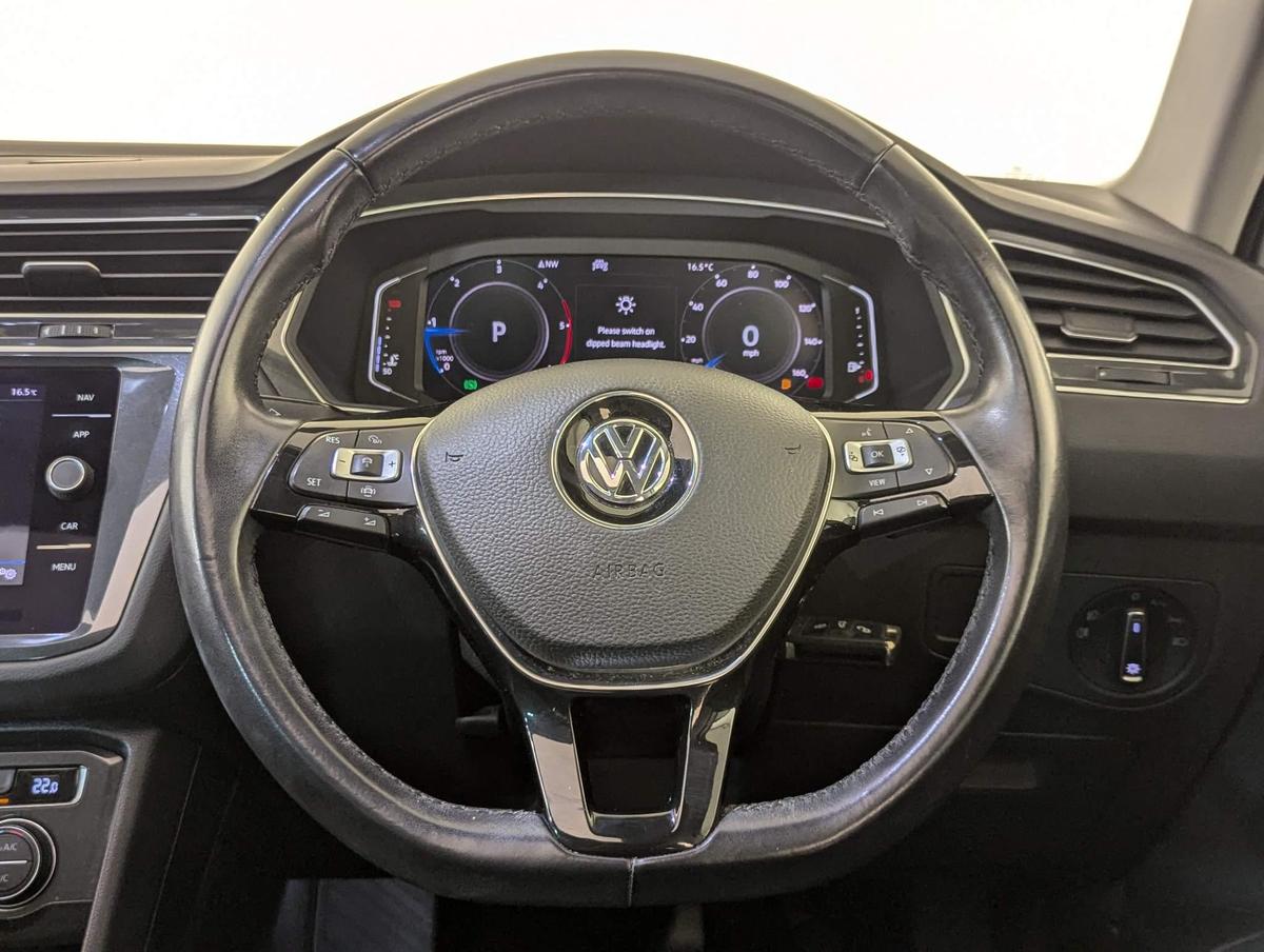 Used 2019 Volkswagen Tiguan White £14,795 | 91,420 Miles | V12 