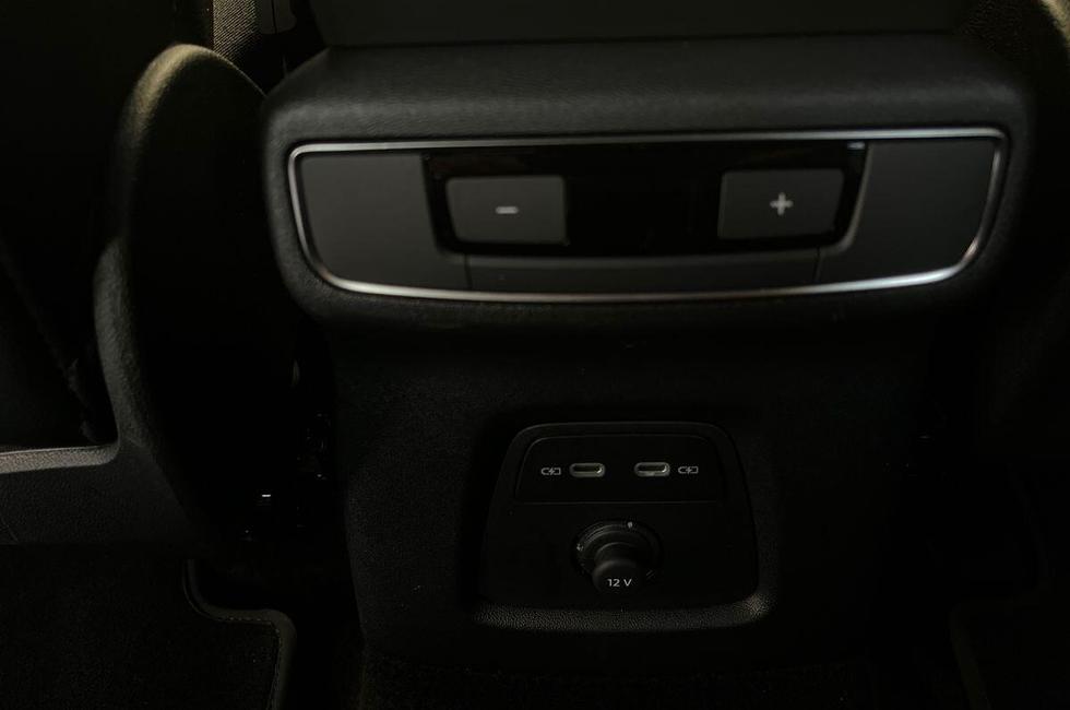 Audi Q4 Photo at-43acd7ef62f546ffb7149c4f09a201c8.jpg