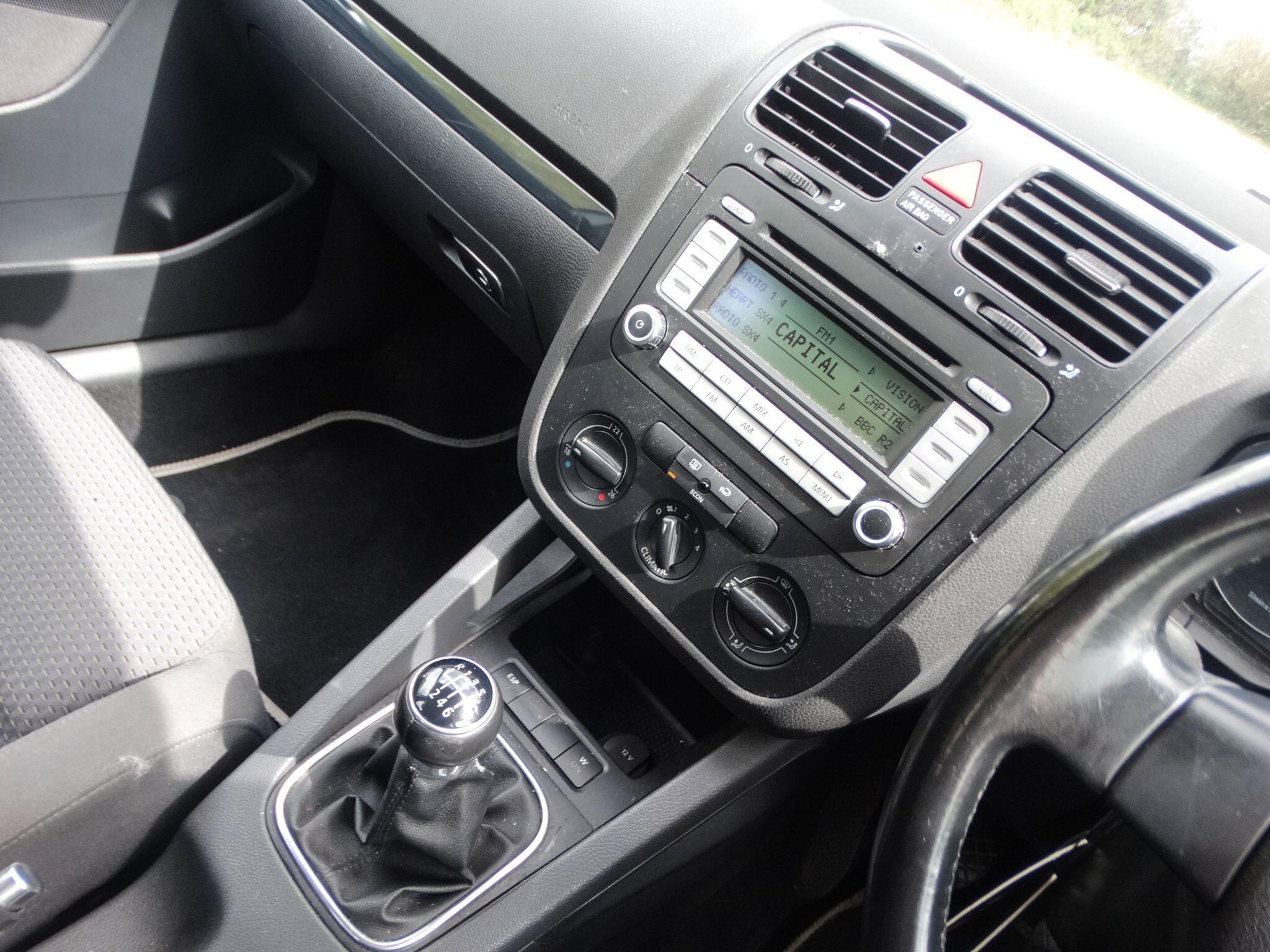 Volkswagen Golf 1.4 TSI GT 5dr — photo 6