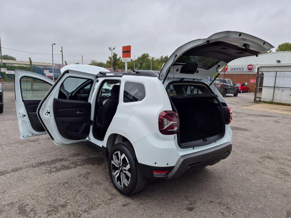 Dacia Duster Photo at-43cd993a0e0a4f6598d61a7c9f65cfe3.jpg