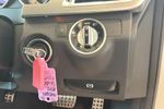 Mercedes-Benz E-CLASS Photo 28