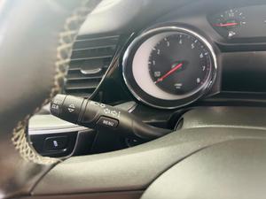 Vauxhall Insignia Photo 33
