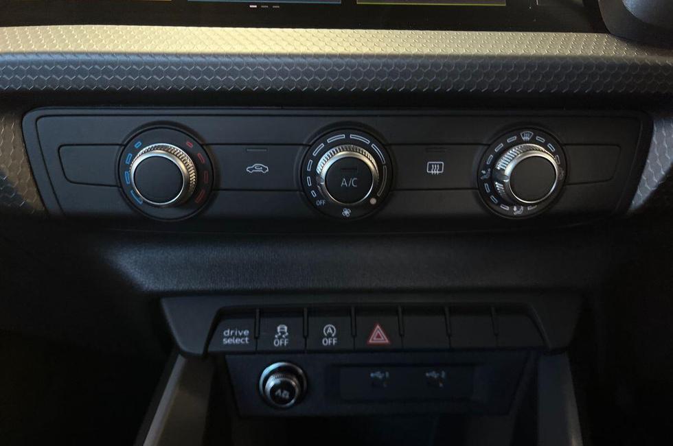 Audi A1 Photo at-447510d105f04abeabf18e5ec0384d37.jpg