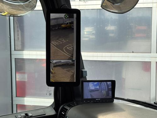 Mercedes-Benz Actros L Photo at-44dfb00ff73e4e0181829ad734c47fec.jpg