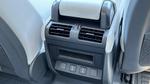 Land Rover Defender Photo 8