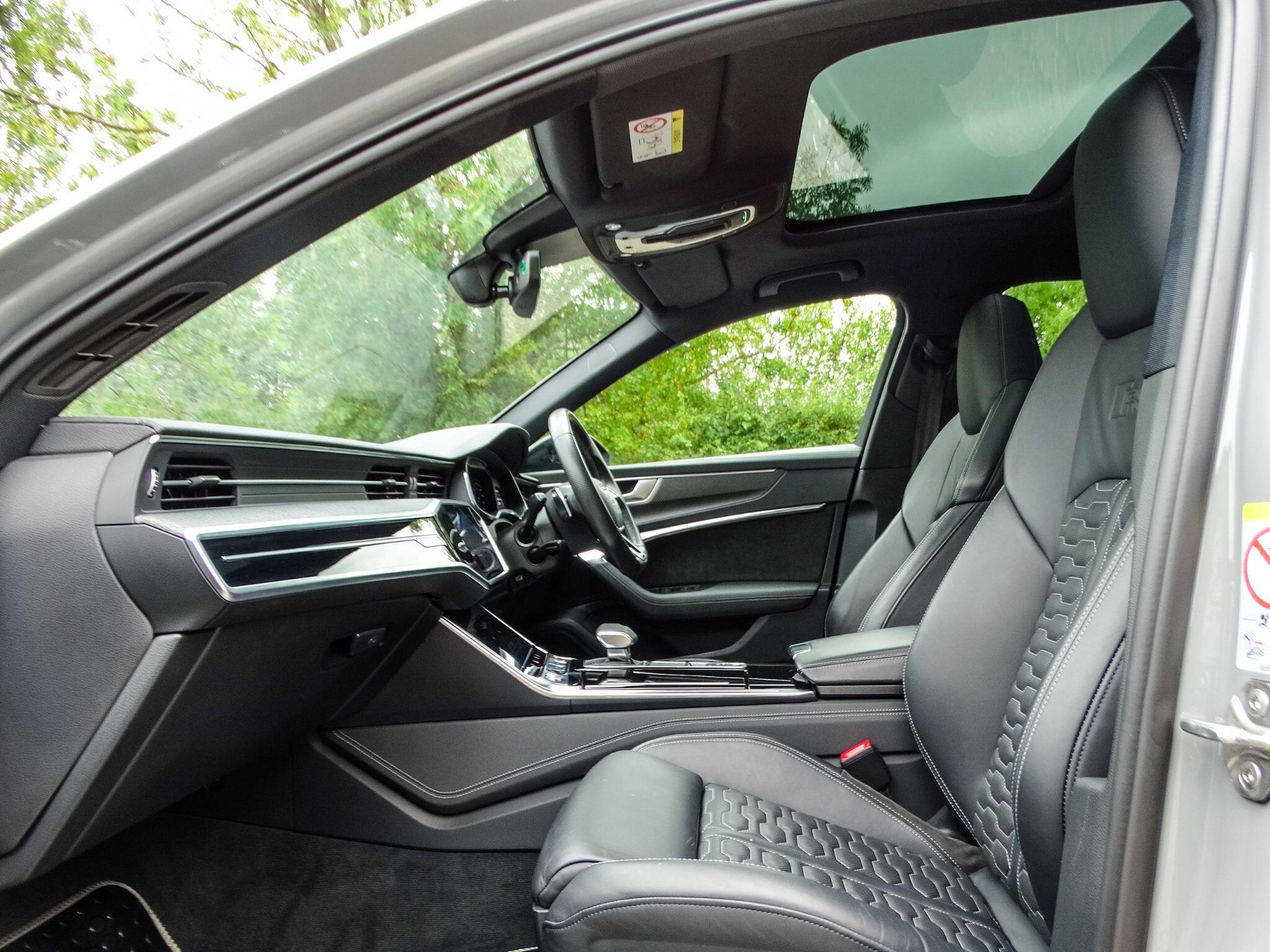 Audi RS6 Avant 4.0 TFSI V8 Vorsprung Estate 5dr Petrol Tiptronic quattro Euro 6 (s/s) (600 ps) — photo 3