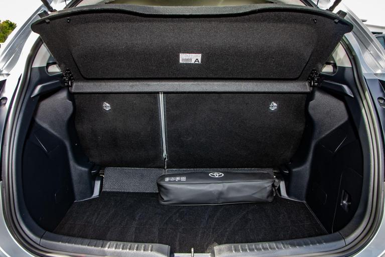 Used Toyota Yaris WU24OPR 10
