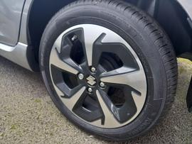 Suzuki SWIFT Photo 12