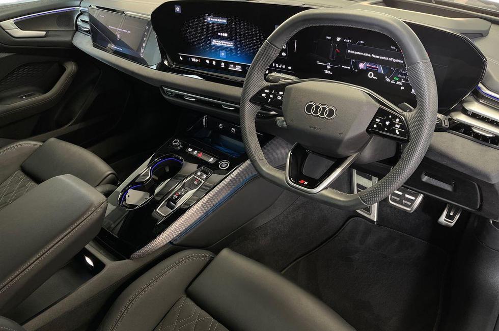 Audi A5 Photo at-451dd7aabae84c7b94018dfadc7fcc69.jpg
