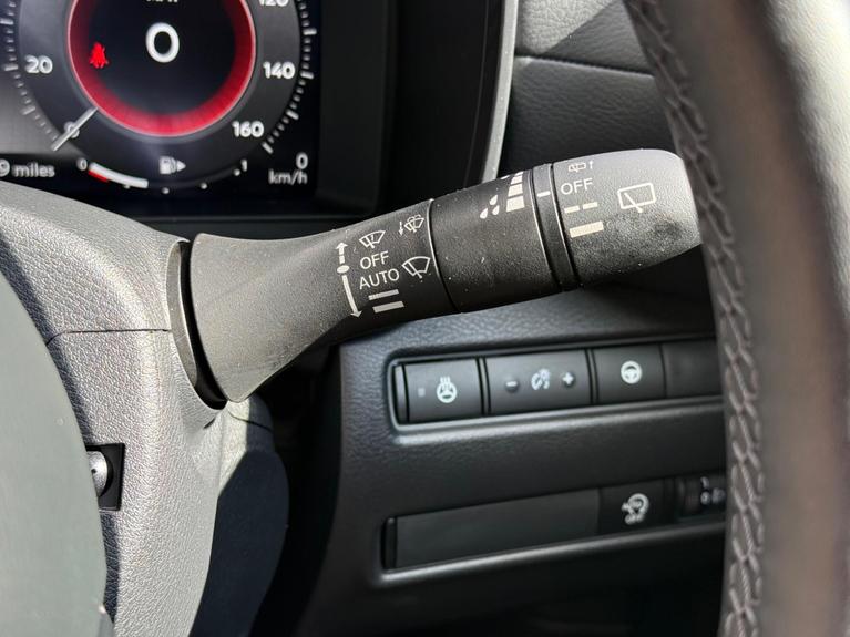 Used Nissan Juke WM75HYS 17