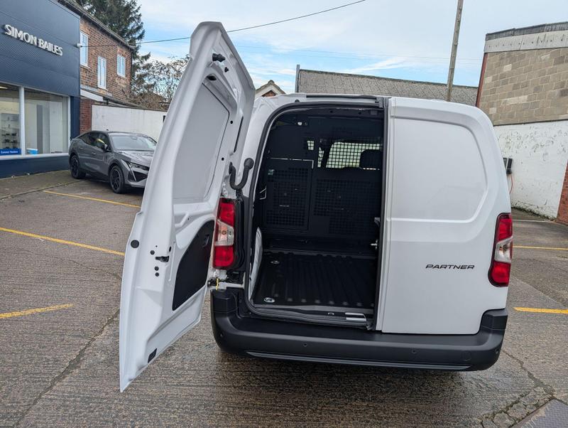 Used Peugeot Partner 202601159162032 8