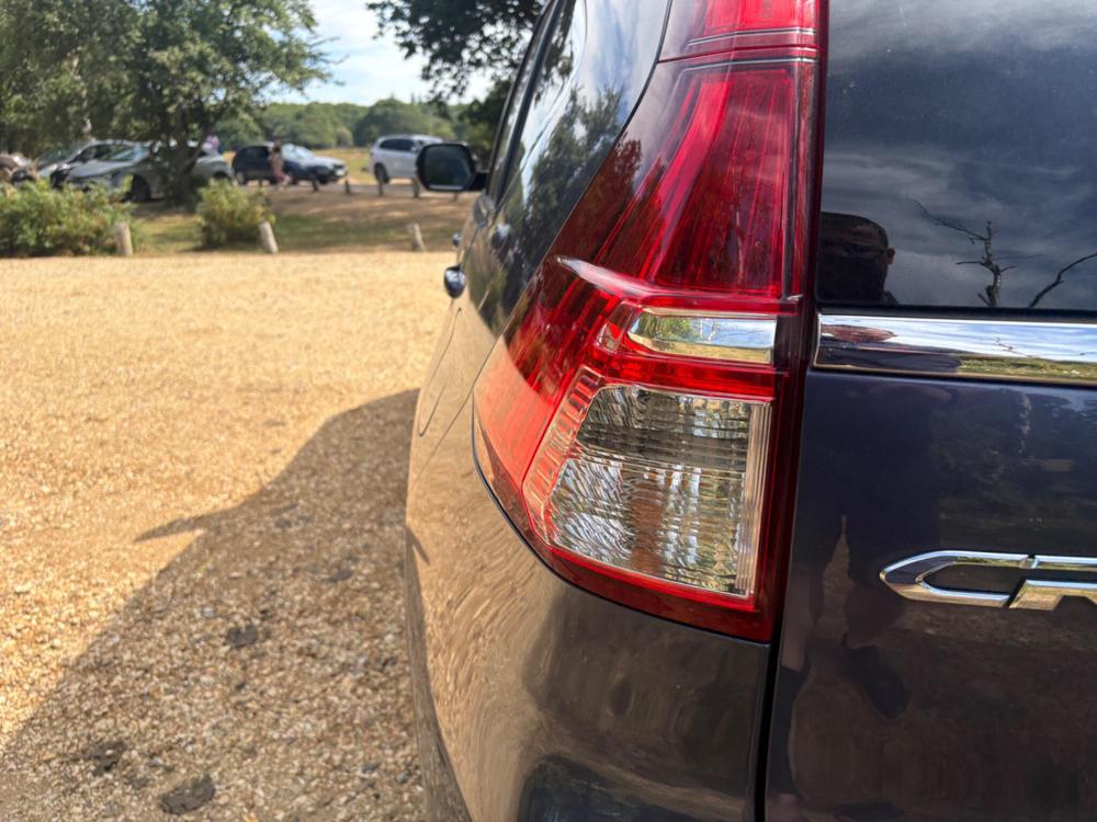 Honda CR-V Photo at-4538fd25d9ba4e31add0cde2f208c7a9.jpg