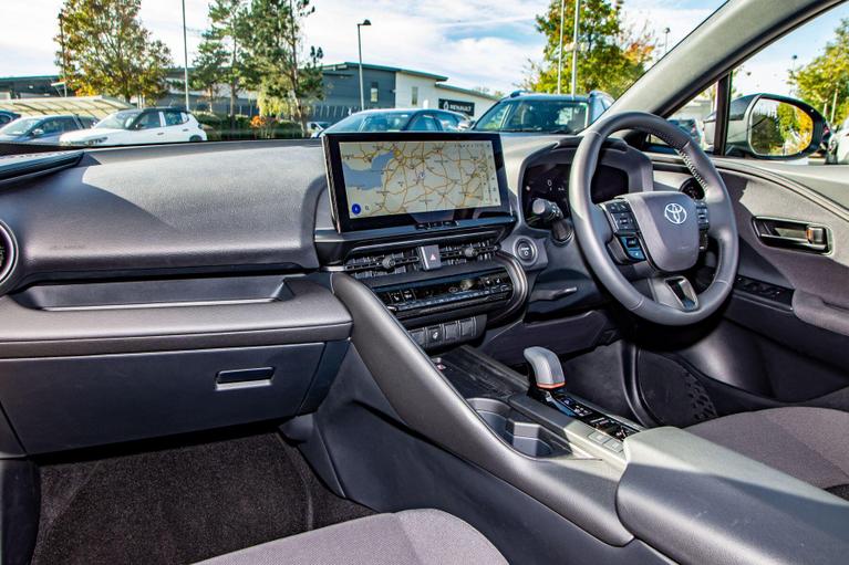 Used Toyota C-HR WU75FZC 6