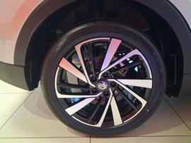 MG MG ZS Photo 3