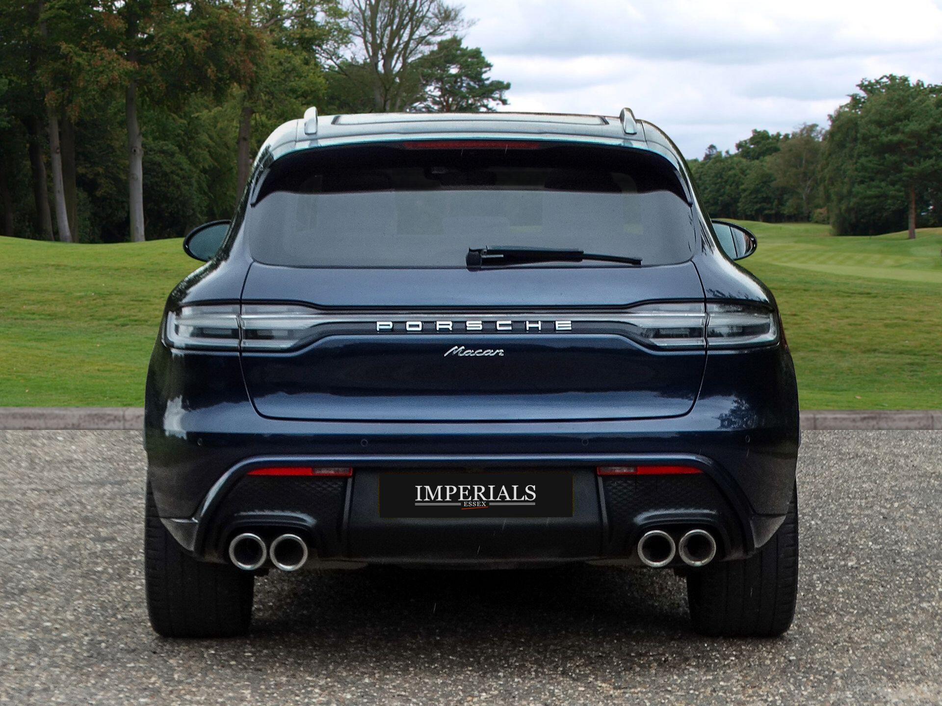Porsche Macan 2.0T PDK 4WD Euro 6 (s/s) 5dr — photo 11