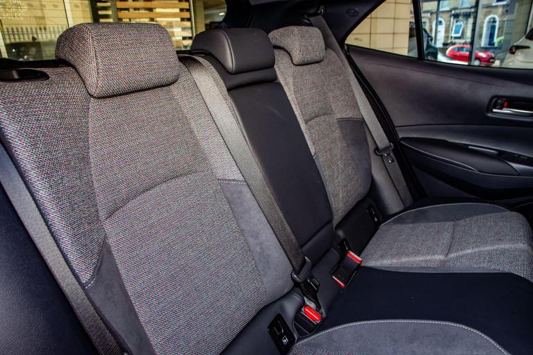Used Toyota Corolla WP26KNH 14
