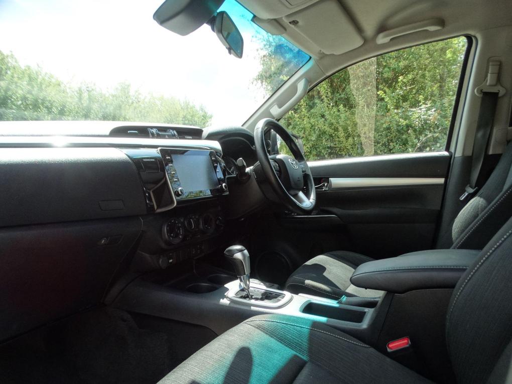 Used Toyota Hilux GC21BGZ 18