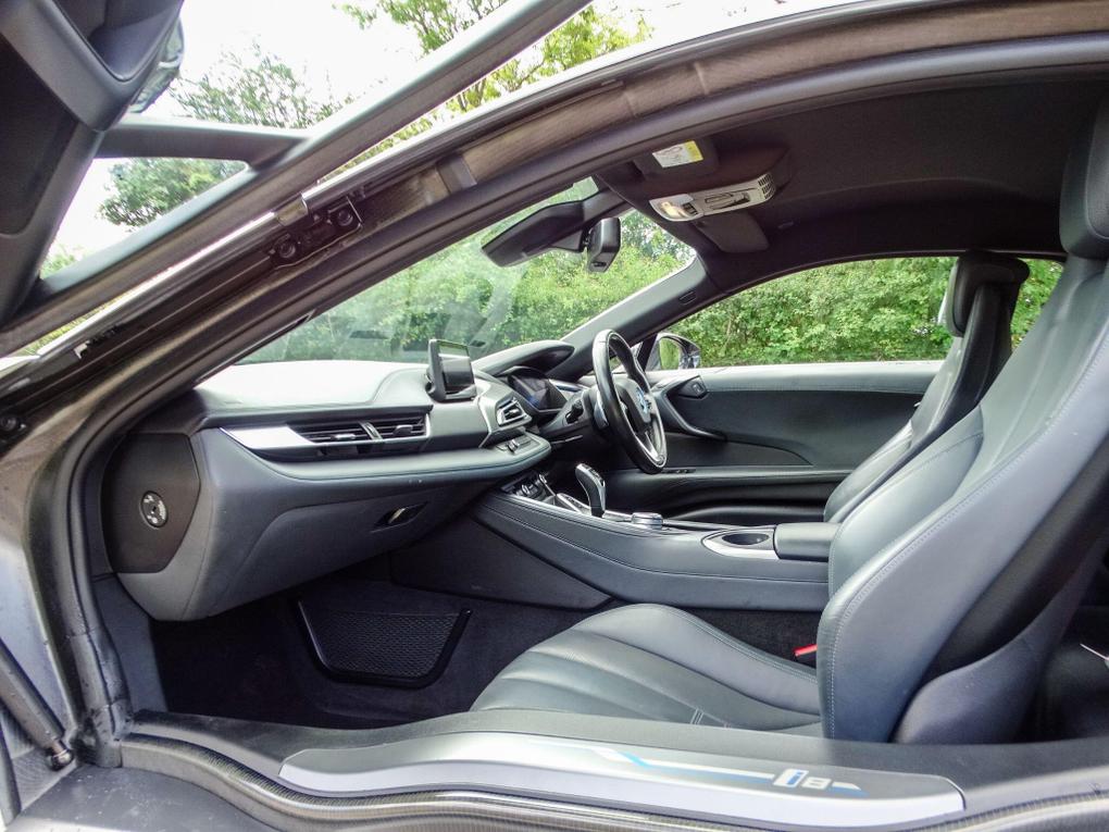 Used BMW i8 WF68XSP 5