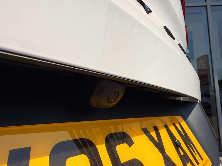 Used Vauxhall Frontera CV26XAM 25