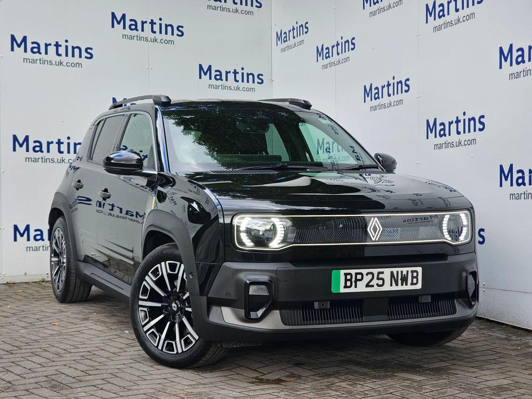 Renault 4 E-Tech comfort range 52kWh iconic SUV 5dr Electric Auto (150 ps)