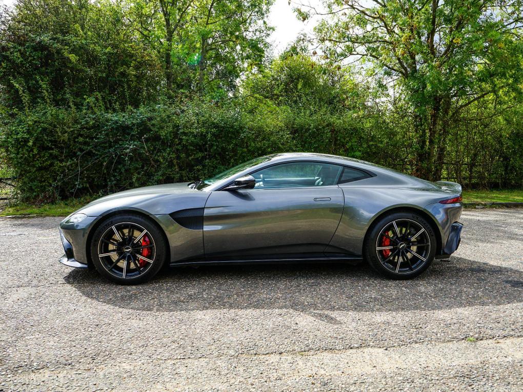 Used Aston Martin Vantage EO68LWK 2