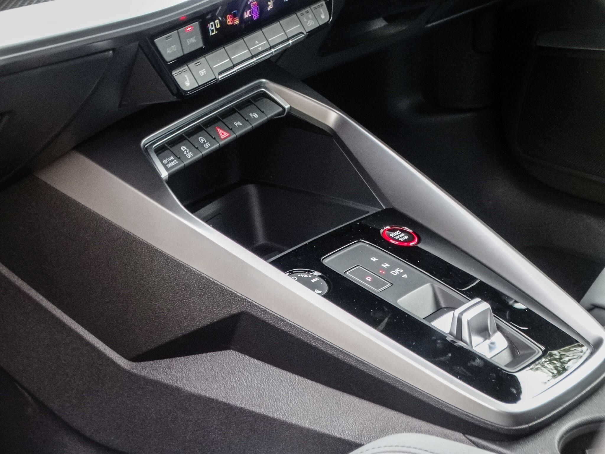 Audi S3 2.0 TFSI Vorsprung Sportback 5dr Petrol S Tronic quattro Euro 6 (s/s) (310 ps) — photo 19