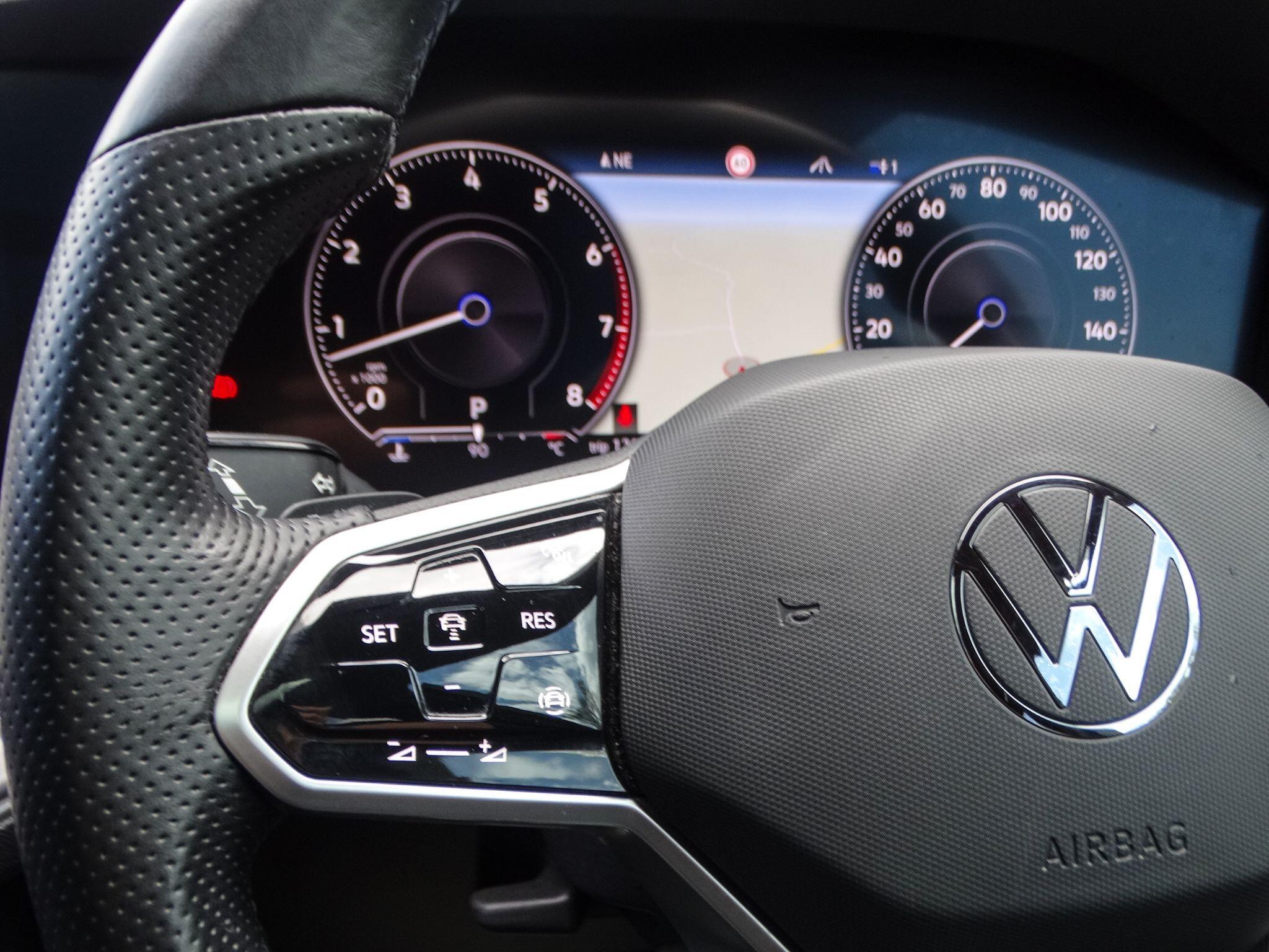 Volkswagen Touareg 3.0 TSI V6 Black Edition Tiptronic 4Motion Euro 6 (s/s) 5dr — photo 32