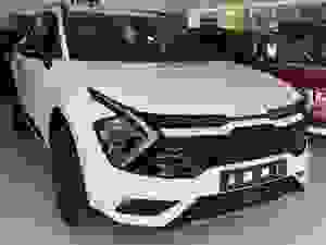  Kia Sportage 1.6 T-GDi MHEV GT-Line DCT Euro 6 (s/s) 5dr Fusion White at Startin Group