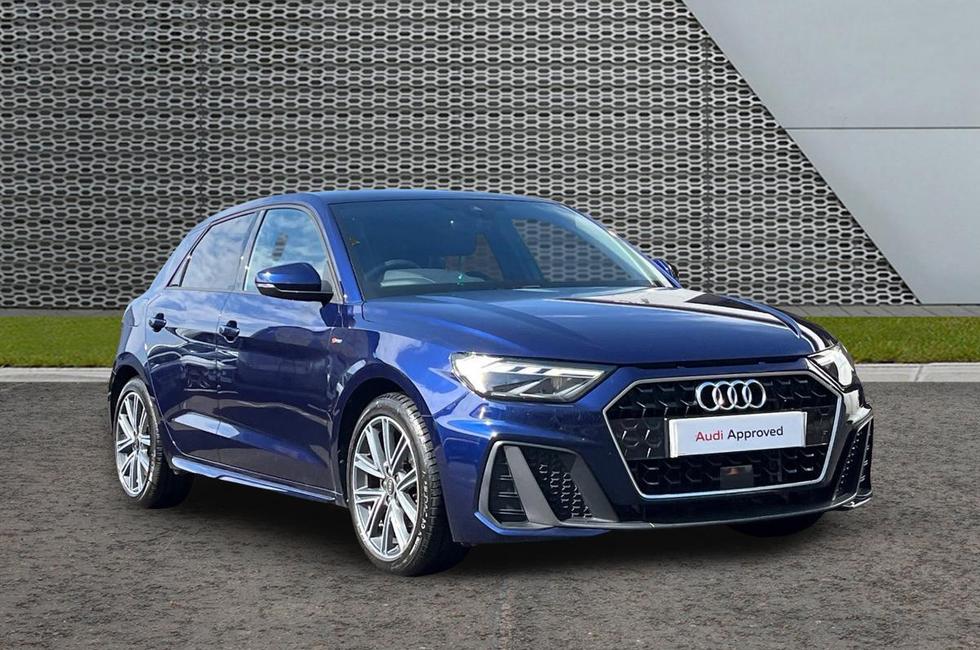 Audi A1 Photo at-4611c3d332144202ba8d5005eb41c76f.jpg