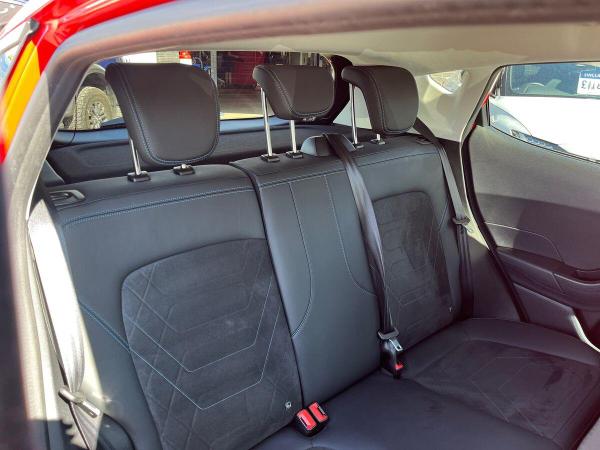 Ford Fiesta Photo at-4616a27a1ae44803963393633352ad1a.jpg