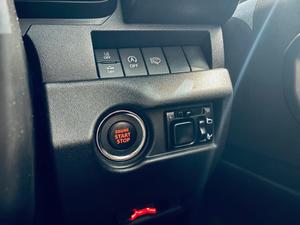Suzuki Jimny Photo 36