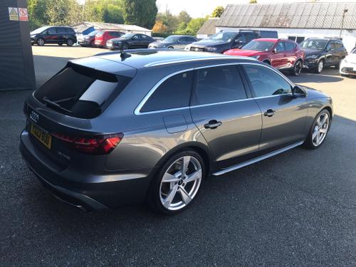 Audi A4 Avant Photo at-467b2498ae0a4646bca8cf452eb5e24c.jpg