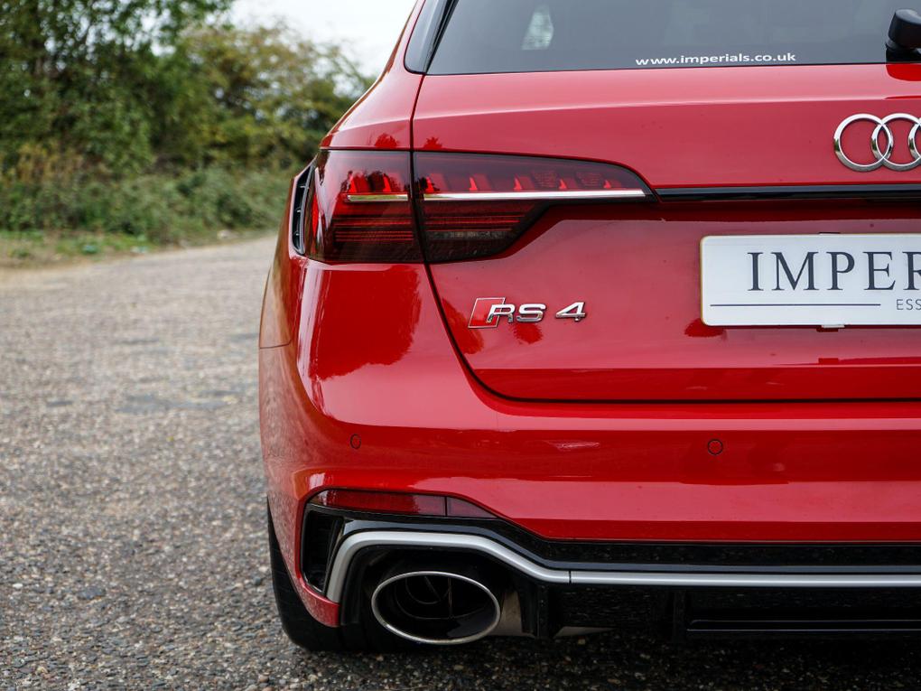 Used Audi RS4 Avant LD22EVY 12