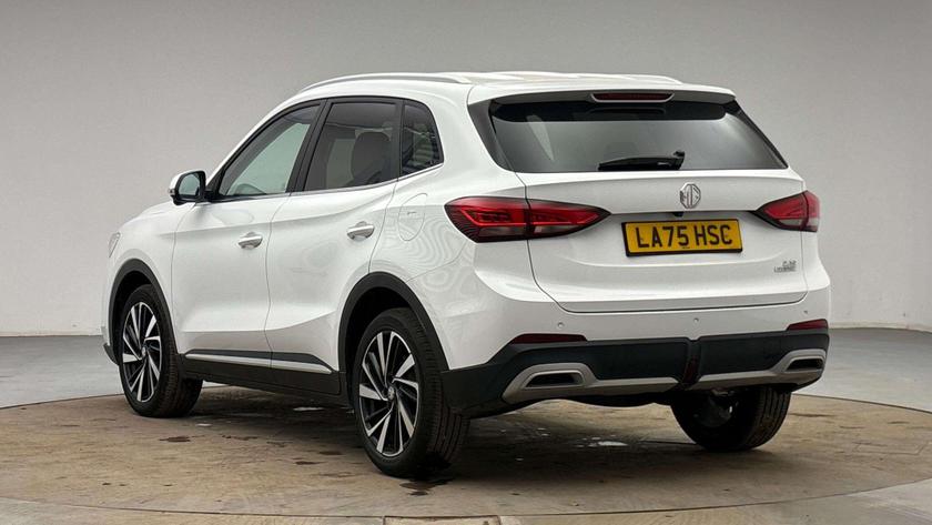 MG MG ZS Photo at-46c4b6f31d39414eab3cd8cc57c875f0.jpg