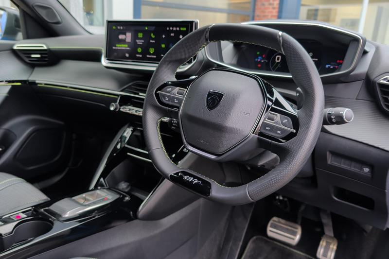 Used Peugeot 2008 YY74PNN 32