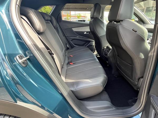 Used Peugeot 3008 LG72KYK 6