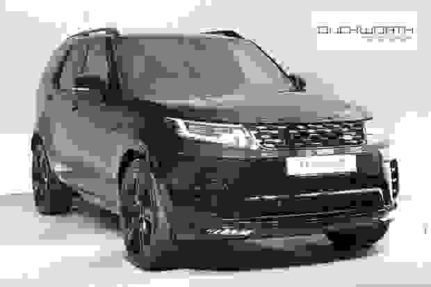 Used 2024 Land Rover Discovery 3.0 D300 MHEV Dynamic HSE LCV Auto 4WD Euro 6 (s/s) 5dr SANTORINI BLACK at Duckworth Motor Group