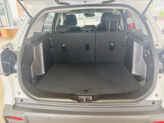 Suzuki S-Cross Photo at-473d4a2199314241b9f0419ae27b0a67.jpg