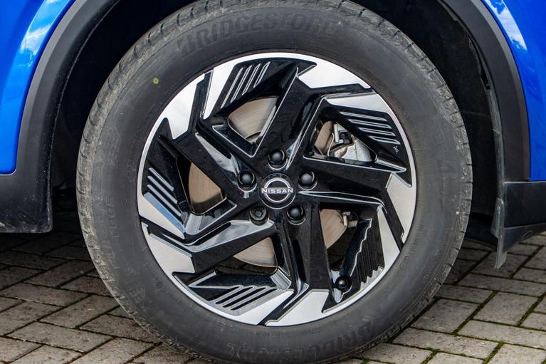 Used Nissan Qashqai OE75JFG 16