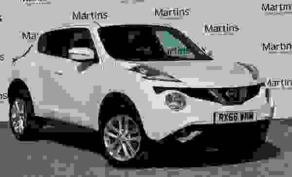 Used 2016 Nissan Juke 1.2 DIG-T N-Connecta Euro 6 (s/s) 5dr White at Martins Group