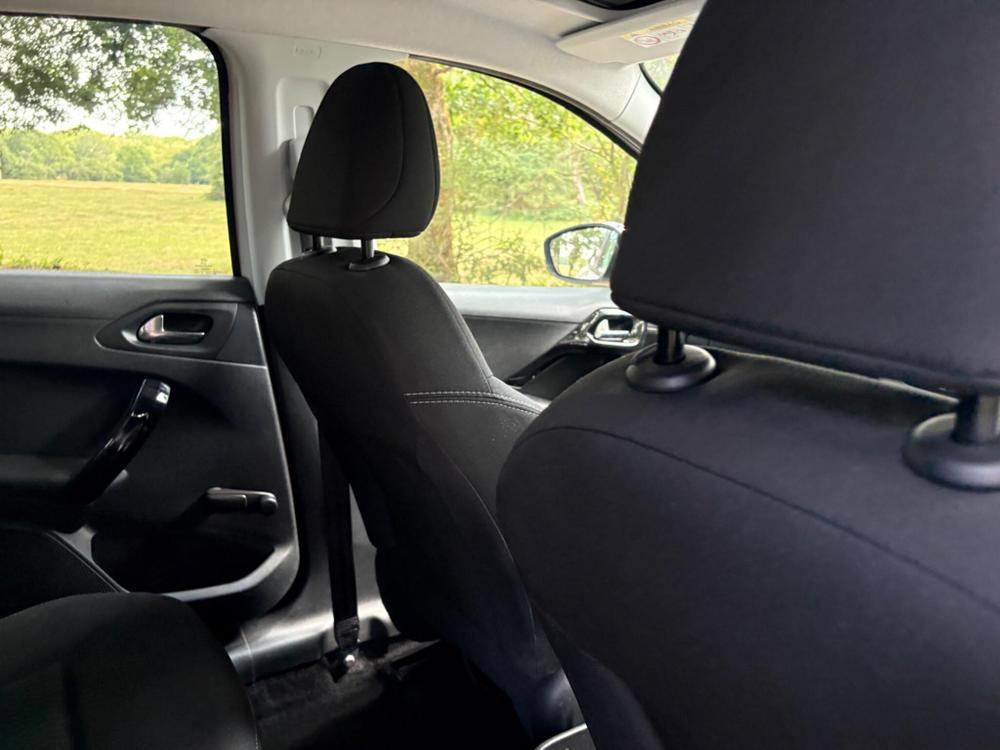 Peugeot 208 Photo at-477f05bde5b34c498d667a504ced39b5.jpg