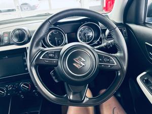 Suzuki Swift Photo 29