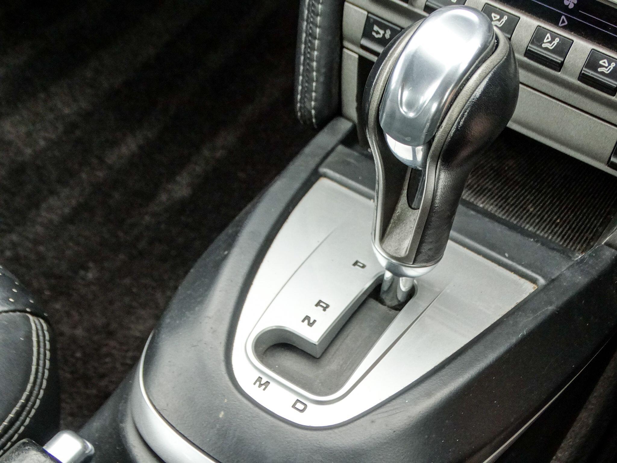 Porsche 911 3.8 997 Carrera S Tiptronic S 2dr — photo 25
