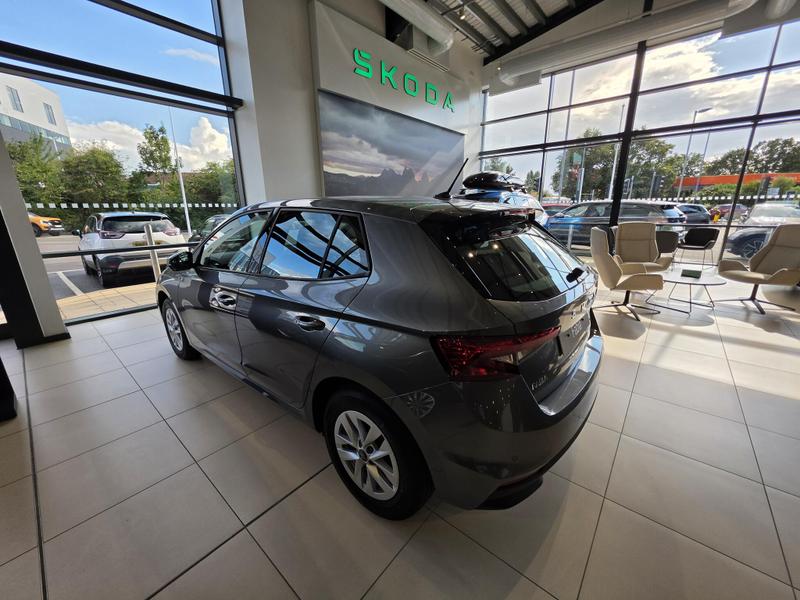 Skoda Fabia Photo at-48185bda7635472598f0a9a1da5c9bd0.jpg