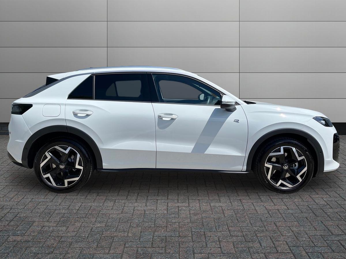 Volkswagen T-Roc Photo at-482310caf0cf436ea9a39953faa00cc0.jpg