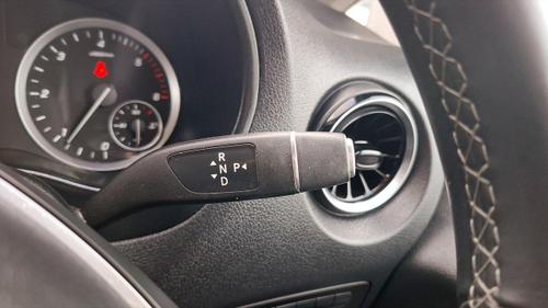 Mercedes-Benz Vito Photo at-48283a679f0045ebbf3d243a2cf57d63.jpg