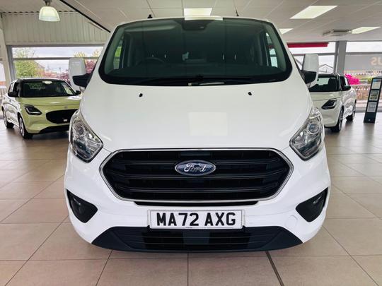 Ford Transit Custom Photo at-482dc7b586e14cf59bf52e1d7131d589.jpg