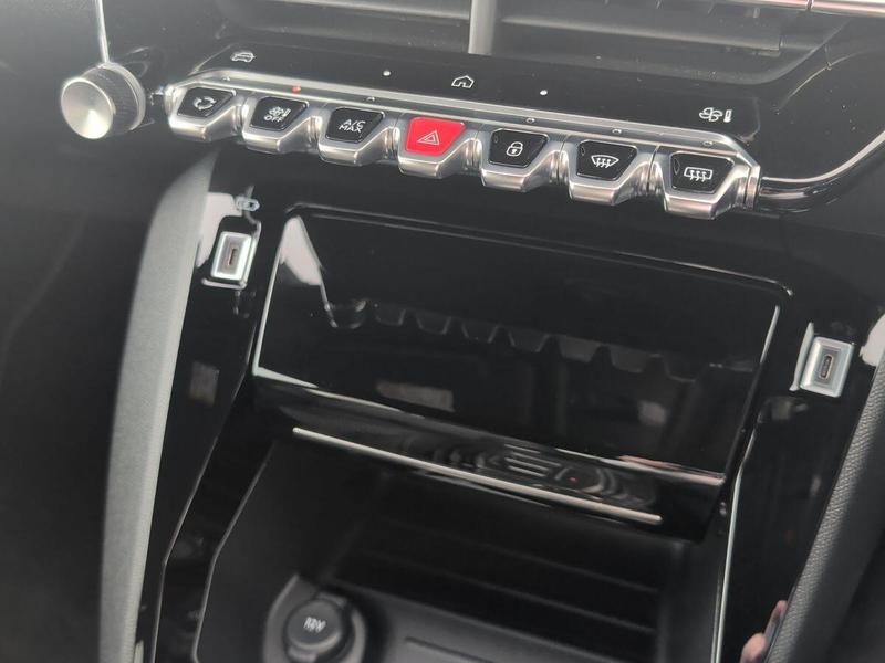 Used Peugeot E-208 AK24KYP 44