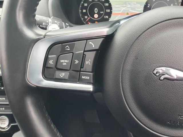Used Jaguar F-PACE YA69ZDF 35